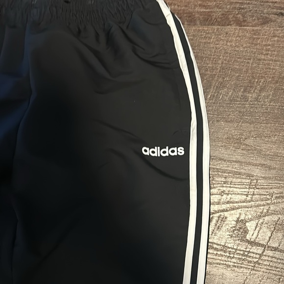 Men’s Adidas Polyester Athletic Pants Sz L Barely Worn - Picture 2 of 7